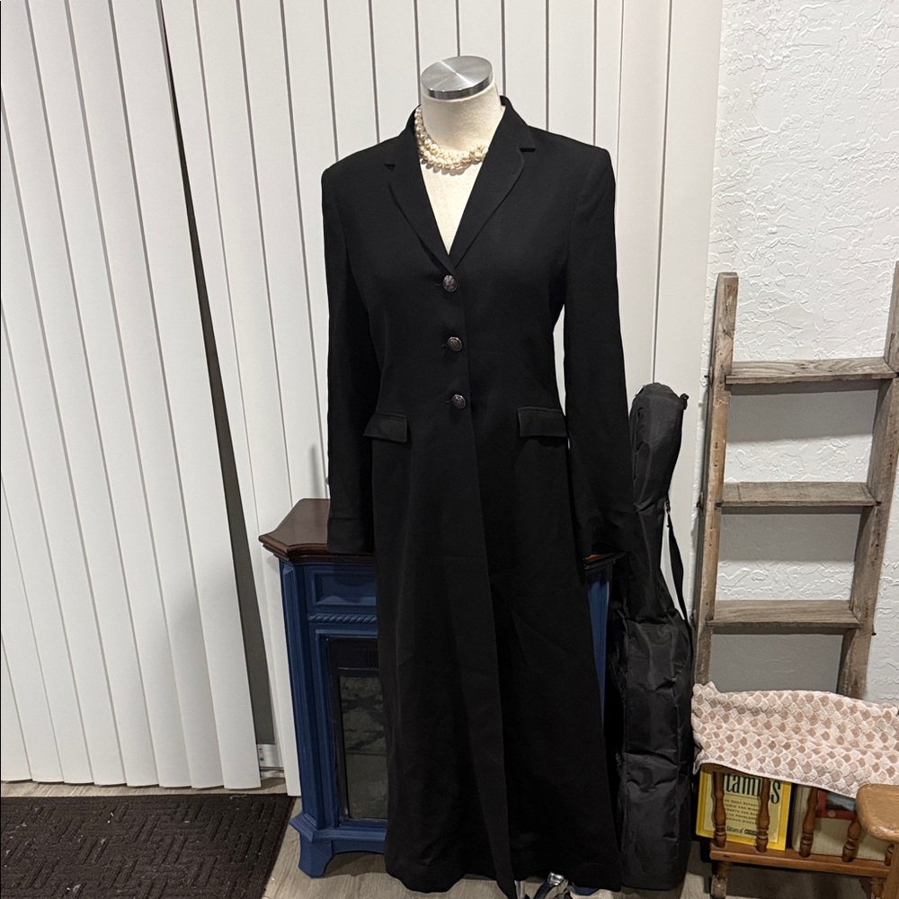 Elegant Black Long Three Button Coat